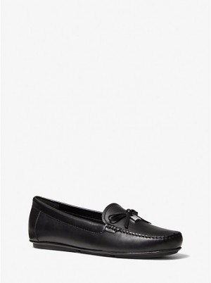 Női Michael Kors Juliette Leather Loafers Fekete | HU1708RVM