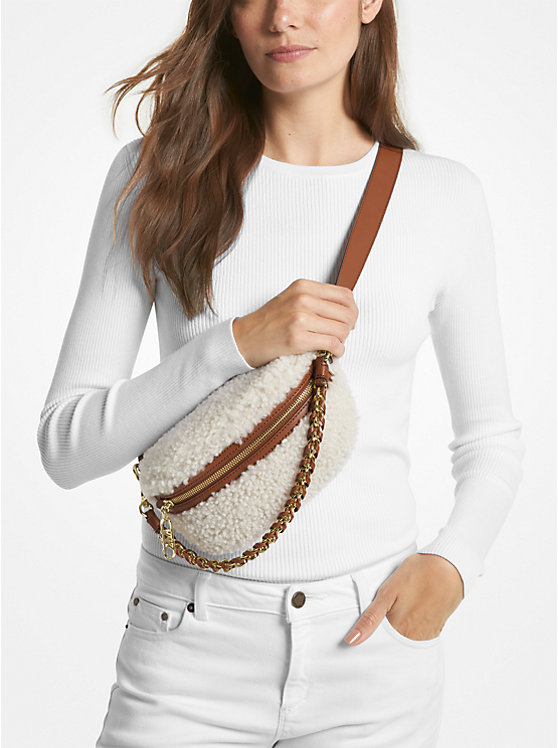 Női Michael Kors Slater Extra-Small Shearling Sling Pack Crossbody Táska NATURAL/LUGGAGE | HU1133UZK